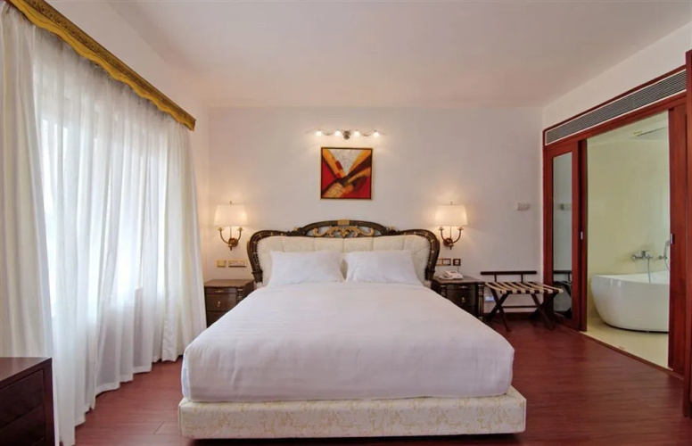 White Pearl Suites