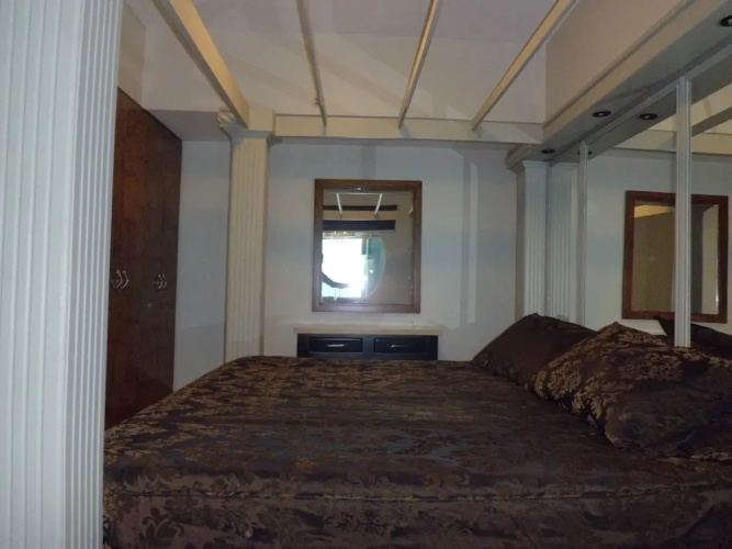 Condo Royal 605