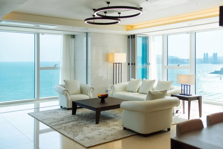 Newcz Lct Residence