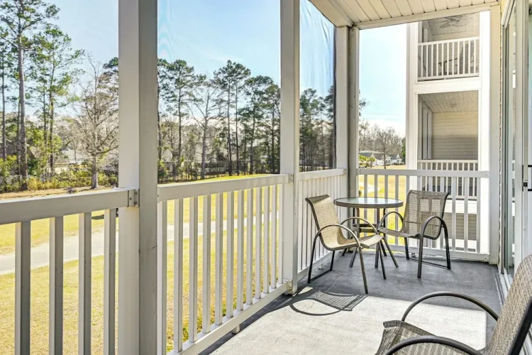 2 Bedrooms Apartment with balcony
