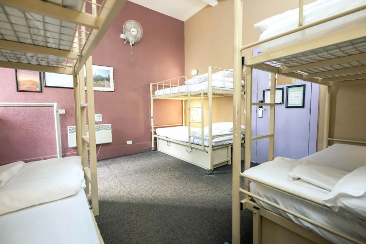 YHA Melbourne Central