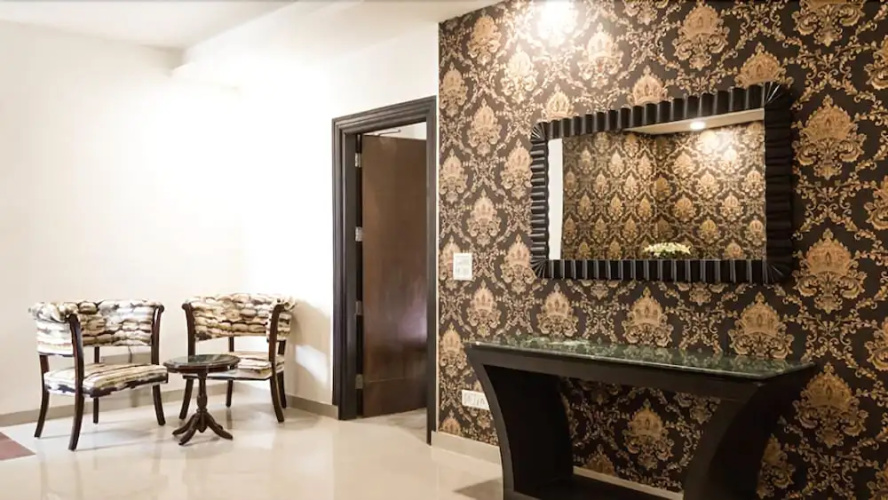 Hotel La Suite Gurugram