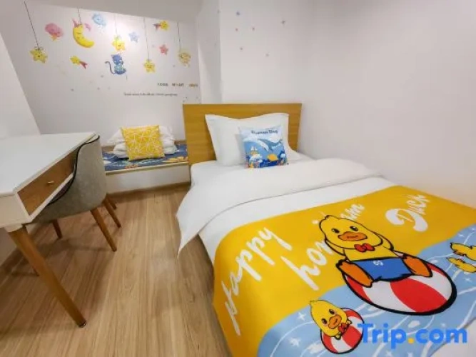 2 Bedrooms Family Duplex Suite with balcony