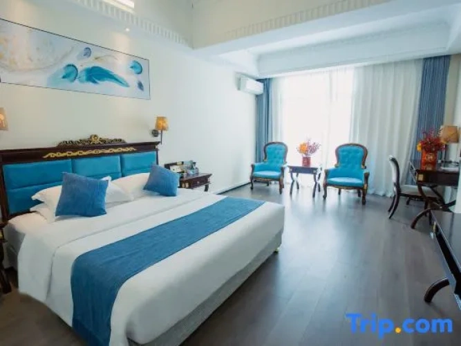 Standard Double room with pool view