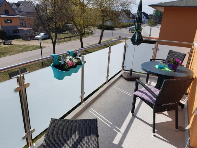 1 Bedroom Apartment with balcony