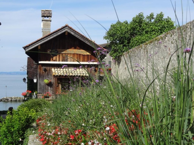 2 Bedrooms Cottage