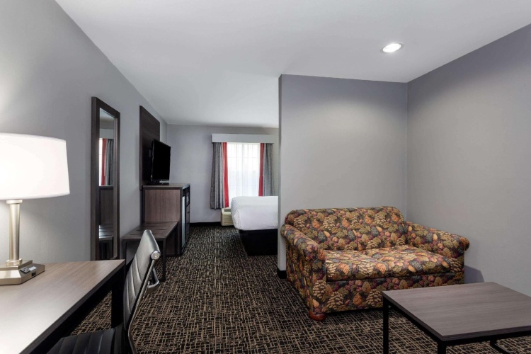 Double Suite