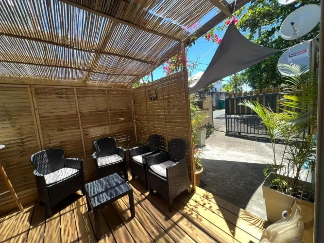 2 Bedrooms Cottage