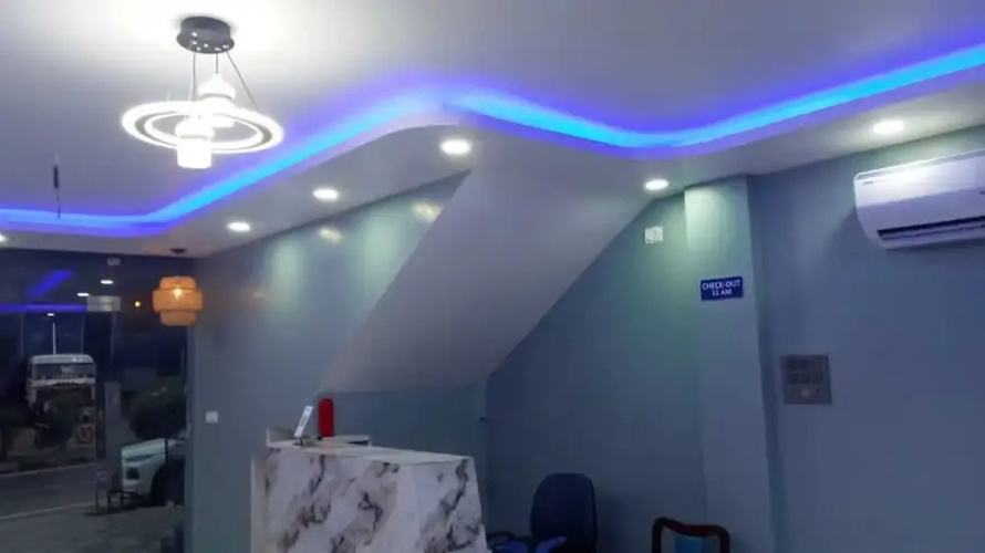 Hotel Viraj