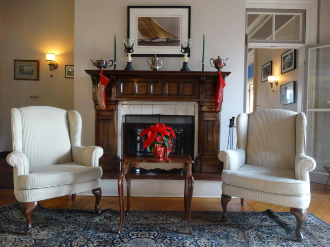 Hochelaga Inn