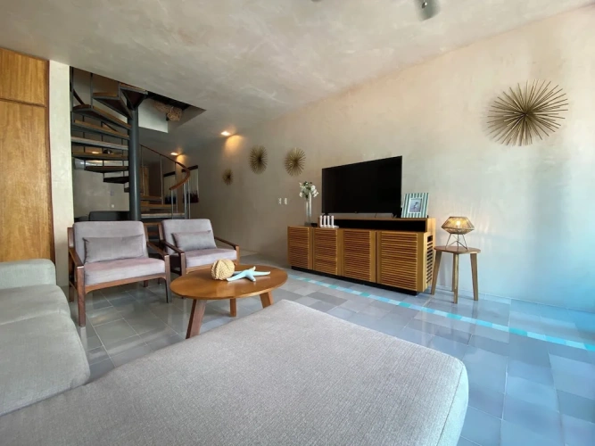 Deluxe Apartment