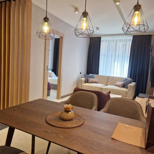 Select Woodside Residence & Spa