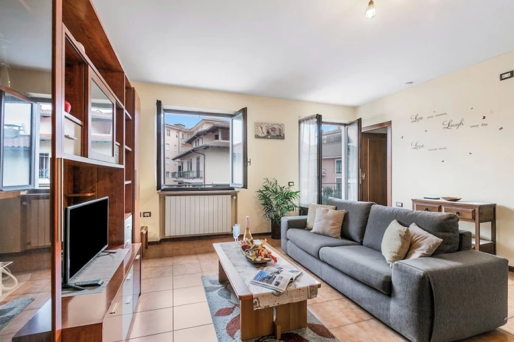 Family Apartment with balcony and with sunrise view