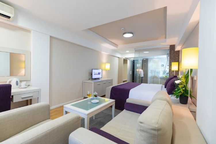 Best Western M (Deluxe)