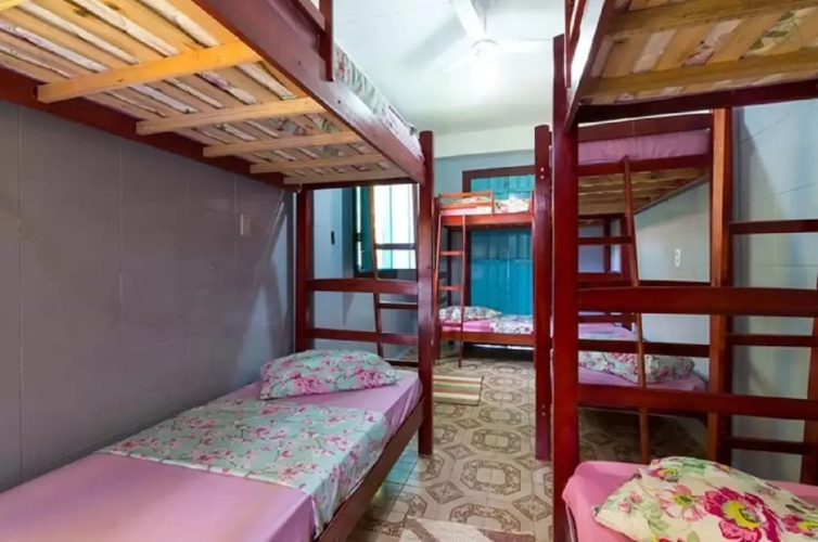 Maracujá Hostel