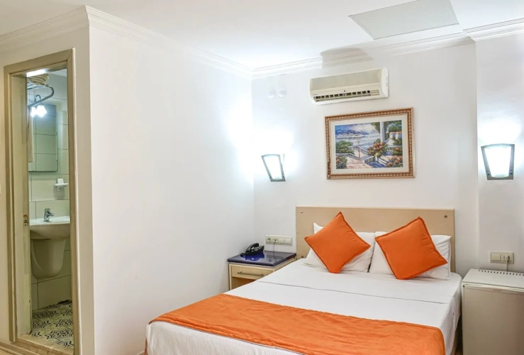 Standard Single room with balcony