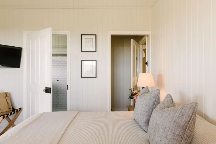 Standard room with view