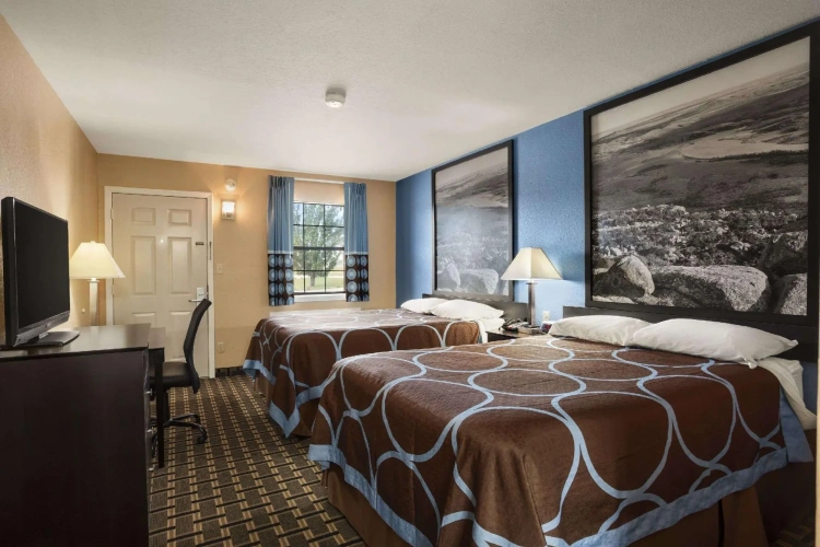 Standard Quadruple room