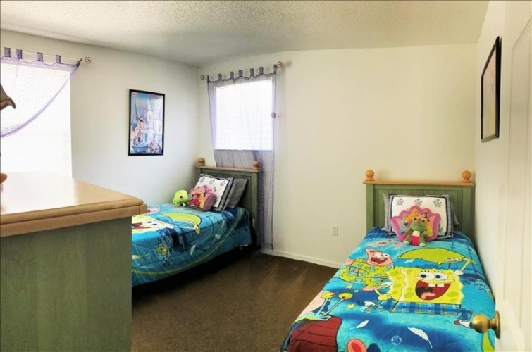 4 Bedrooms Cottage