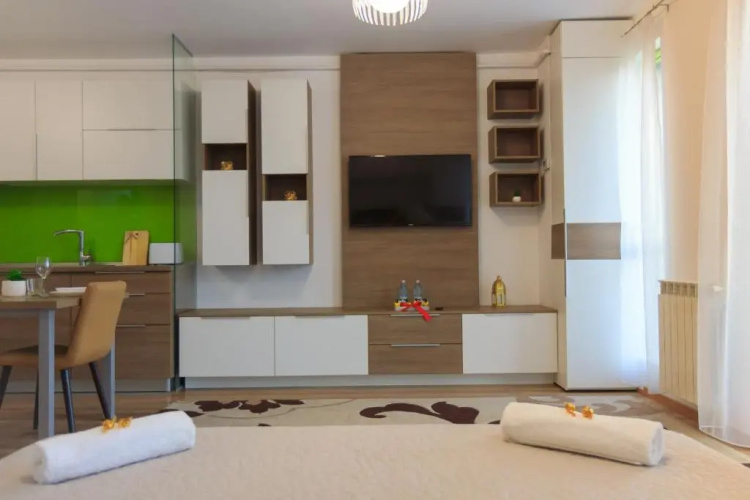 Gold Class Apartment AMS 63