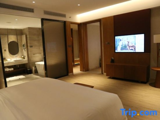 Luxury Double Family Suite