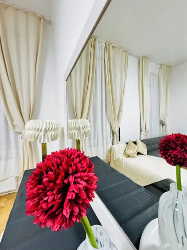 Affordable Apt Near Stadthalle