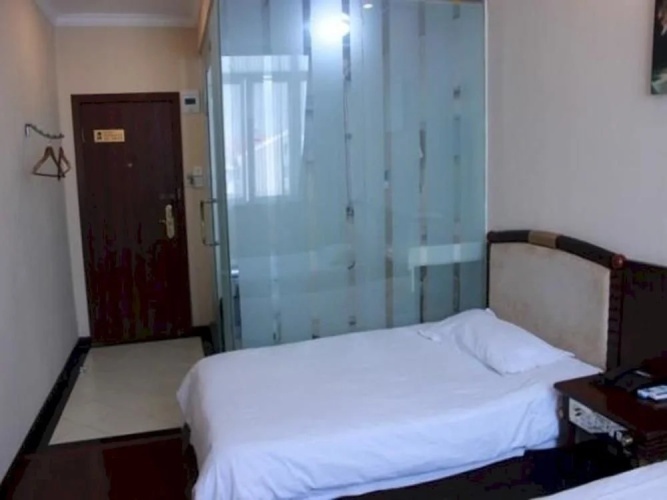 Green Tree Hotel
