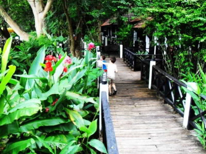 Thaton River View Resort