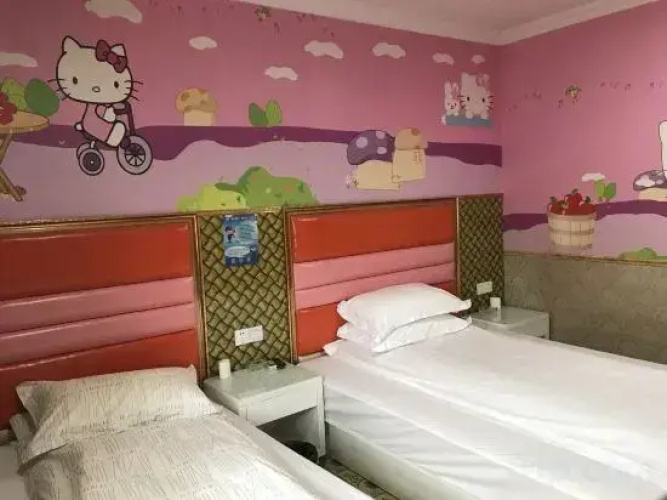 Lvou Hotel