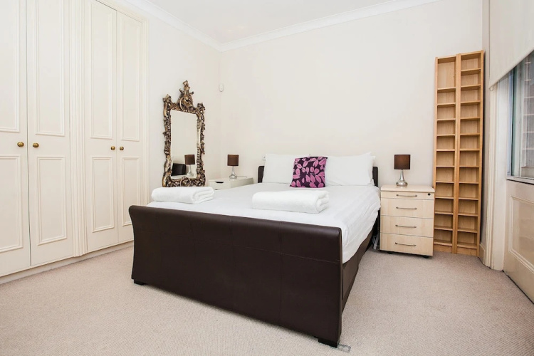 Shoreditch 2 Bedroom Flat