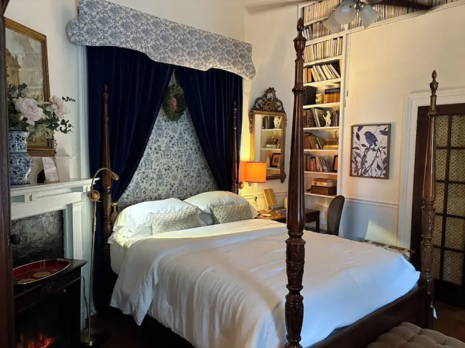 Chesnut Cottage Inn