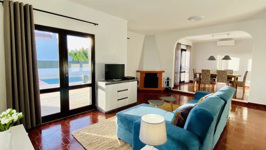 3 Bedrooms Villa with pool view