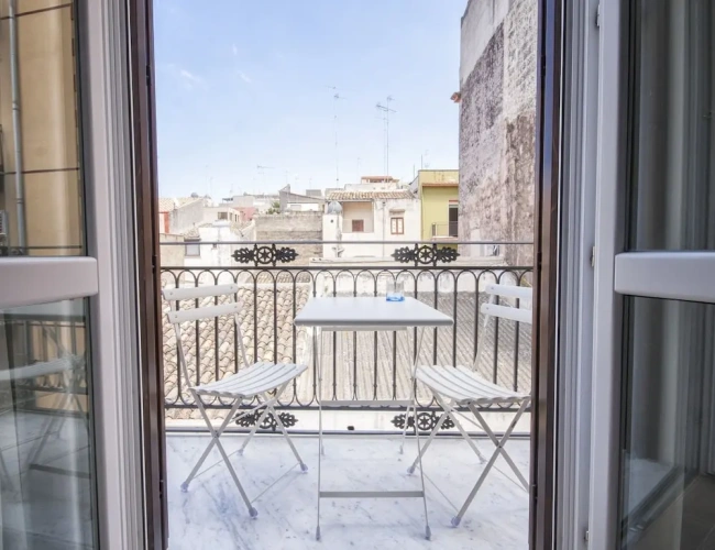 Superior Studio with balcony and with city view