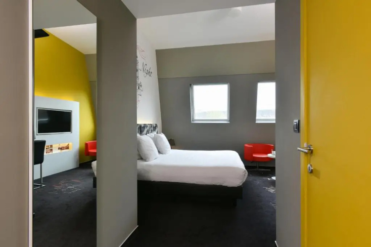 Martin’s Dream Hotel