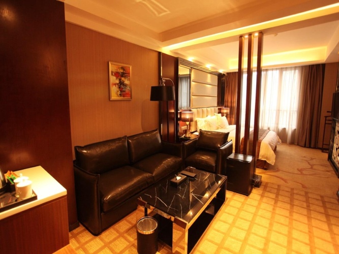 Deluxe Twin Suite