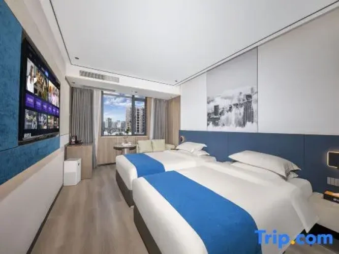 Premier Twin room
