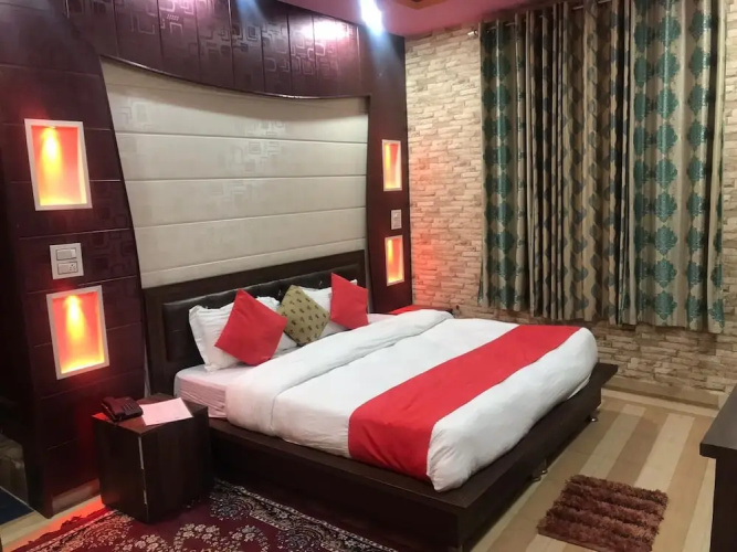 Hotel Grand Raga