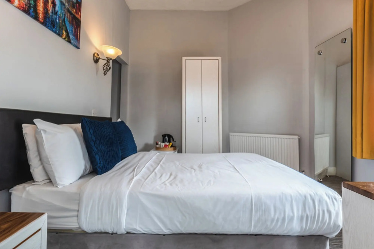 Best Western The Plough Hotel