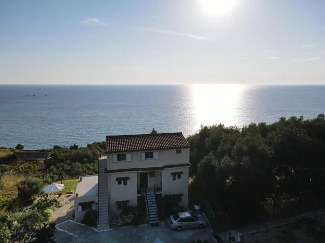 Studio with balcony and with view