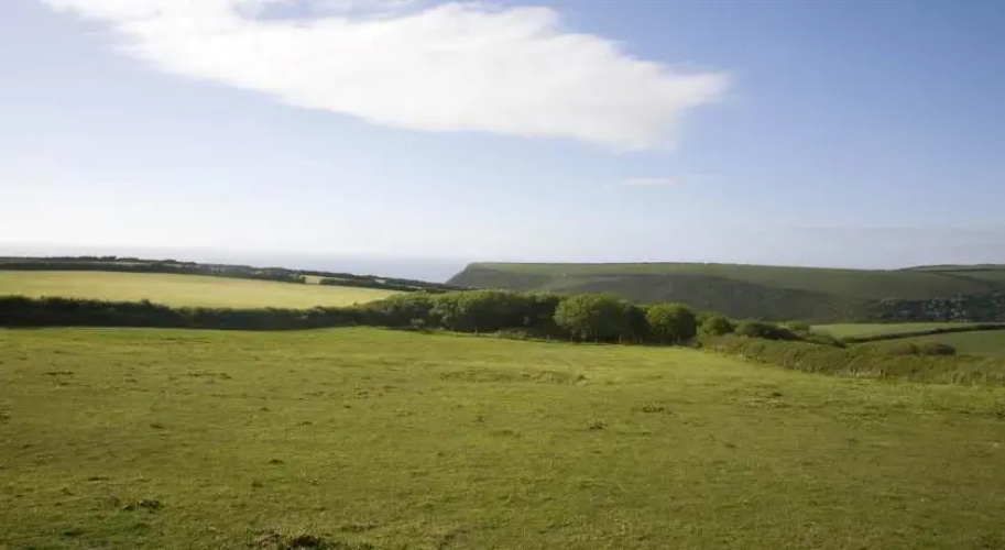 Higher Tresmorn Farm