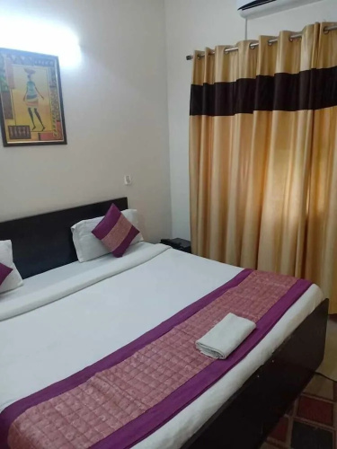 Hotel Golden Nest
