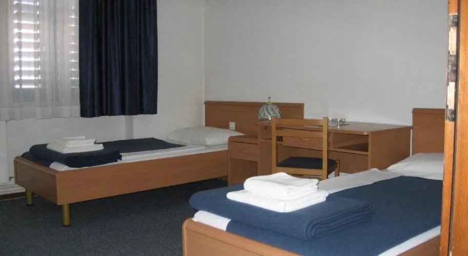 Veli Joze Hotel