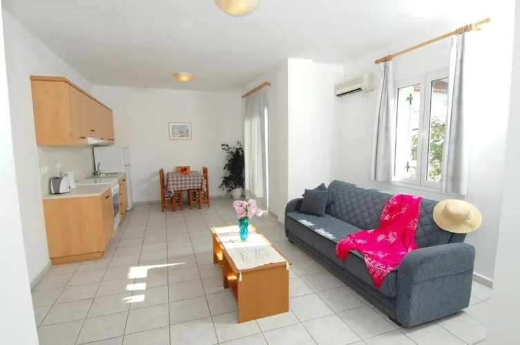 Apartment with balcony