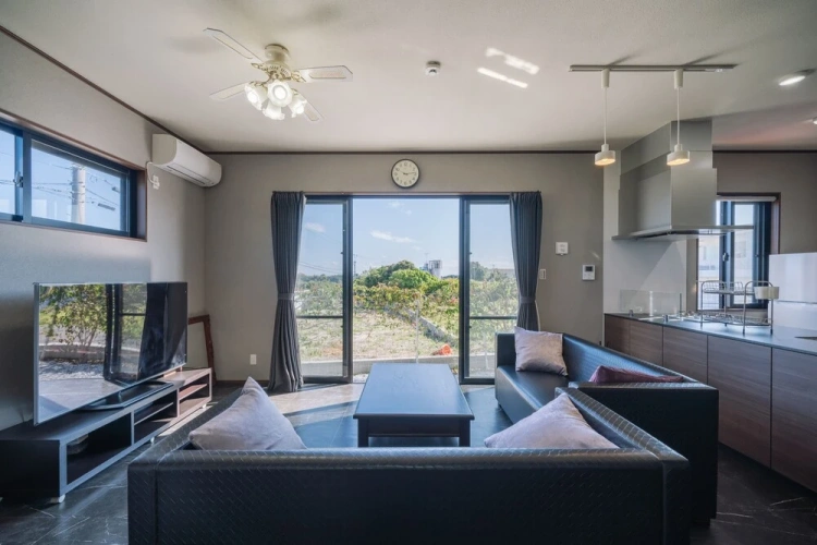 3 Bedrooms Villa with garden view