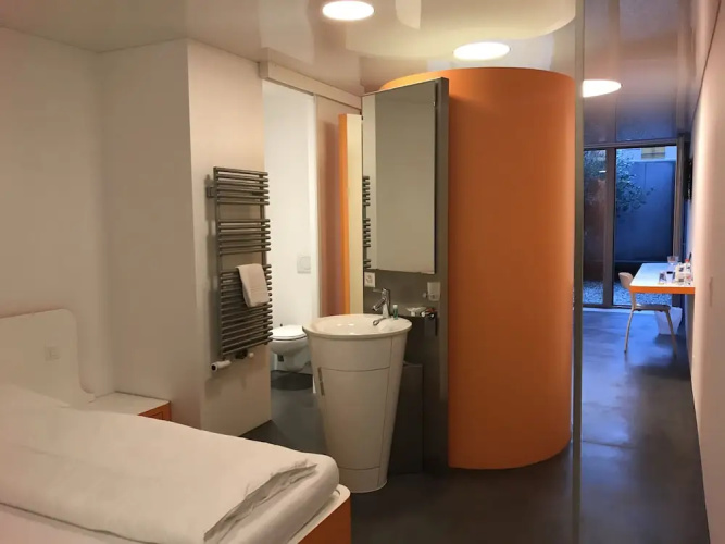 Chromotel