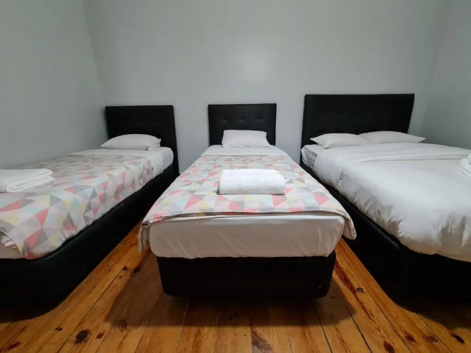 Shangrila Hostel Anjos
