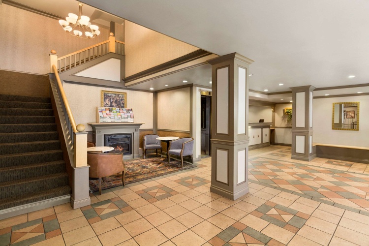 Days Inn by Wyndham Vancouver Downtown photo 12