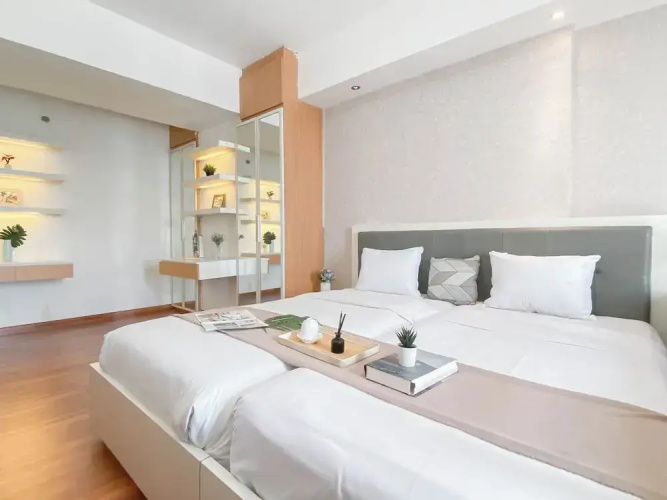 Contemporary Studio Loft Apartment At Park View Condominium