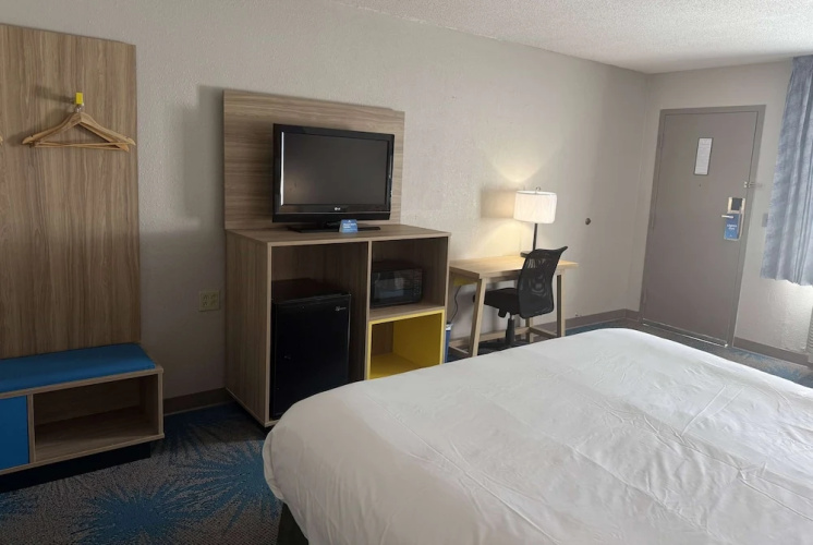 Days Inn - Hannibal