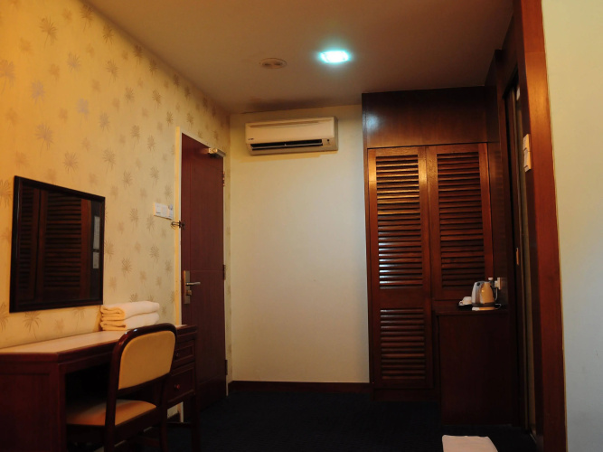 D Eastern Hotel